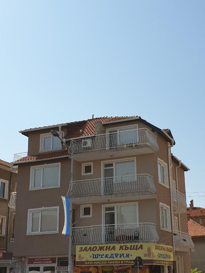 Guest House Taligarov Pomorie Exterior photo