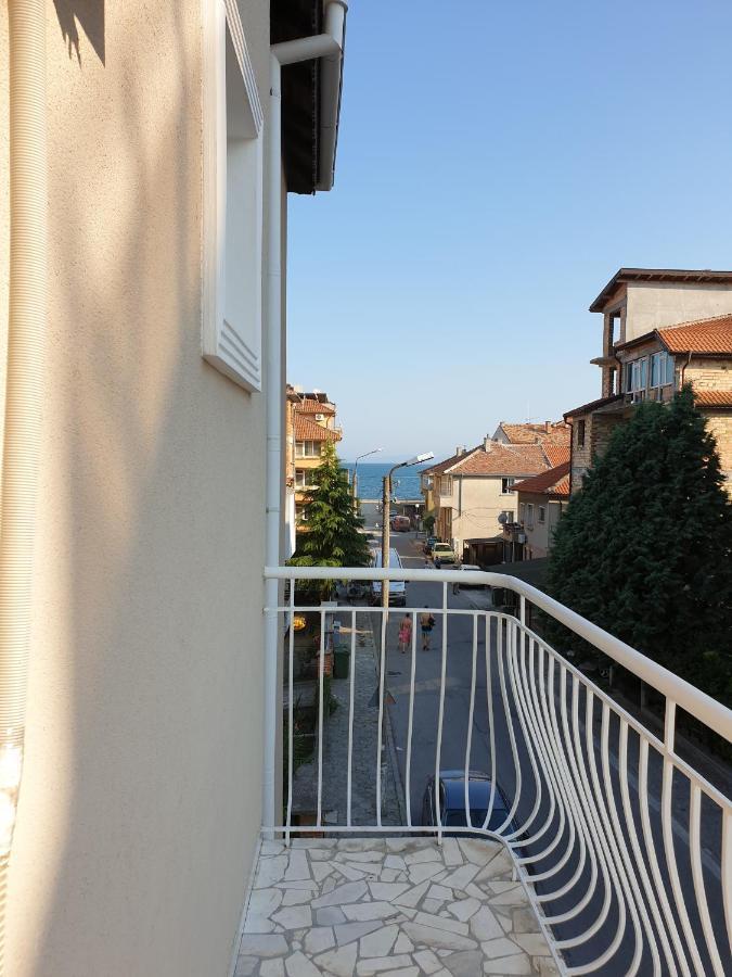 Guest House Taligarov Pomorie Exterior photo